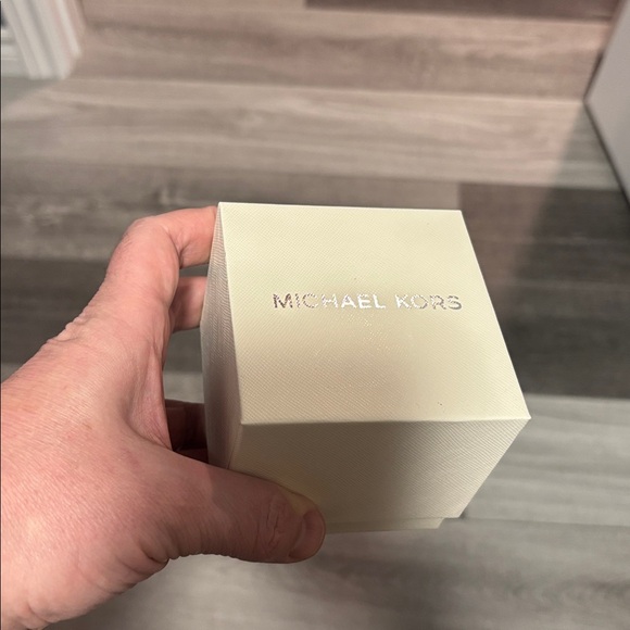 Watch - Picture 7 of 7